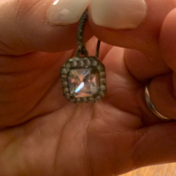 Clear stone set - Picture 6 of 8